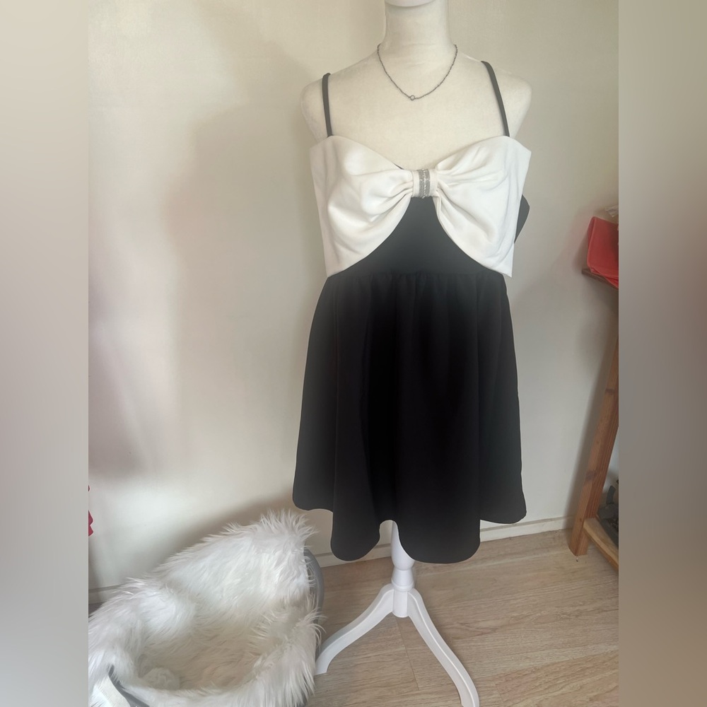 Sugarlips Black and White Mini Dress